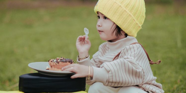 Stop Emotional Eating: Quick Tips That Work